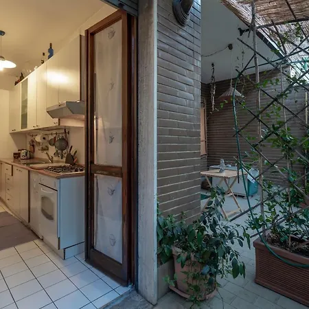 Smareglia Apartment Milan